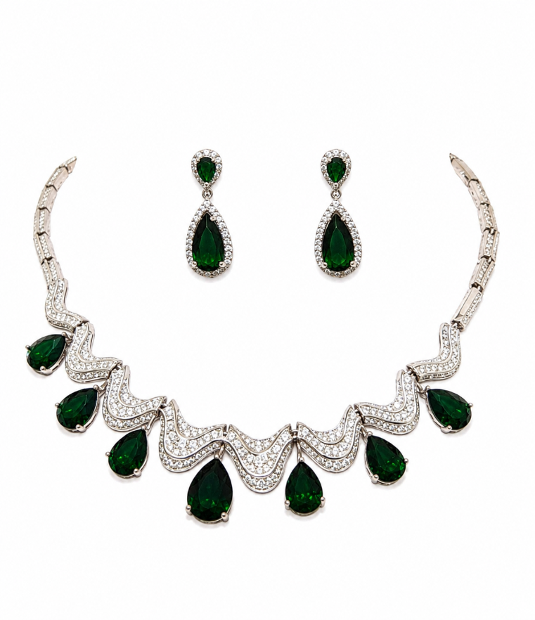 Emerald Teardrop Necklace Set with Drop Earring