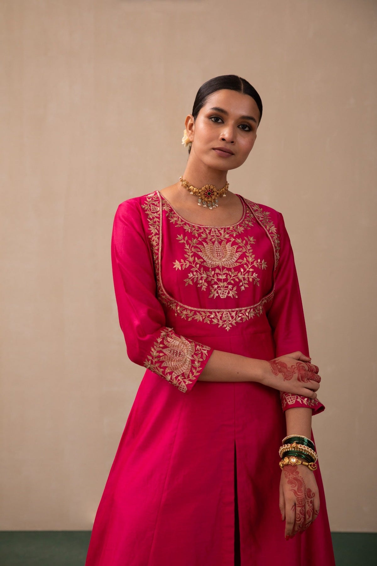 lotus mughal anarkali