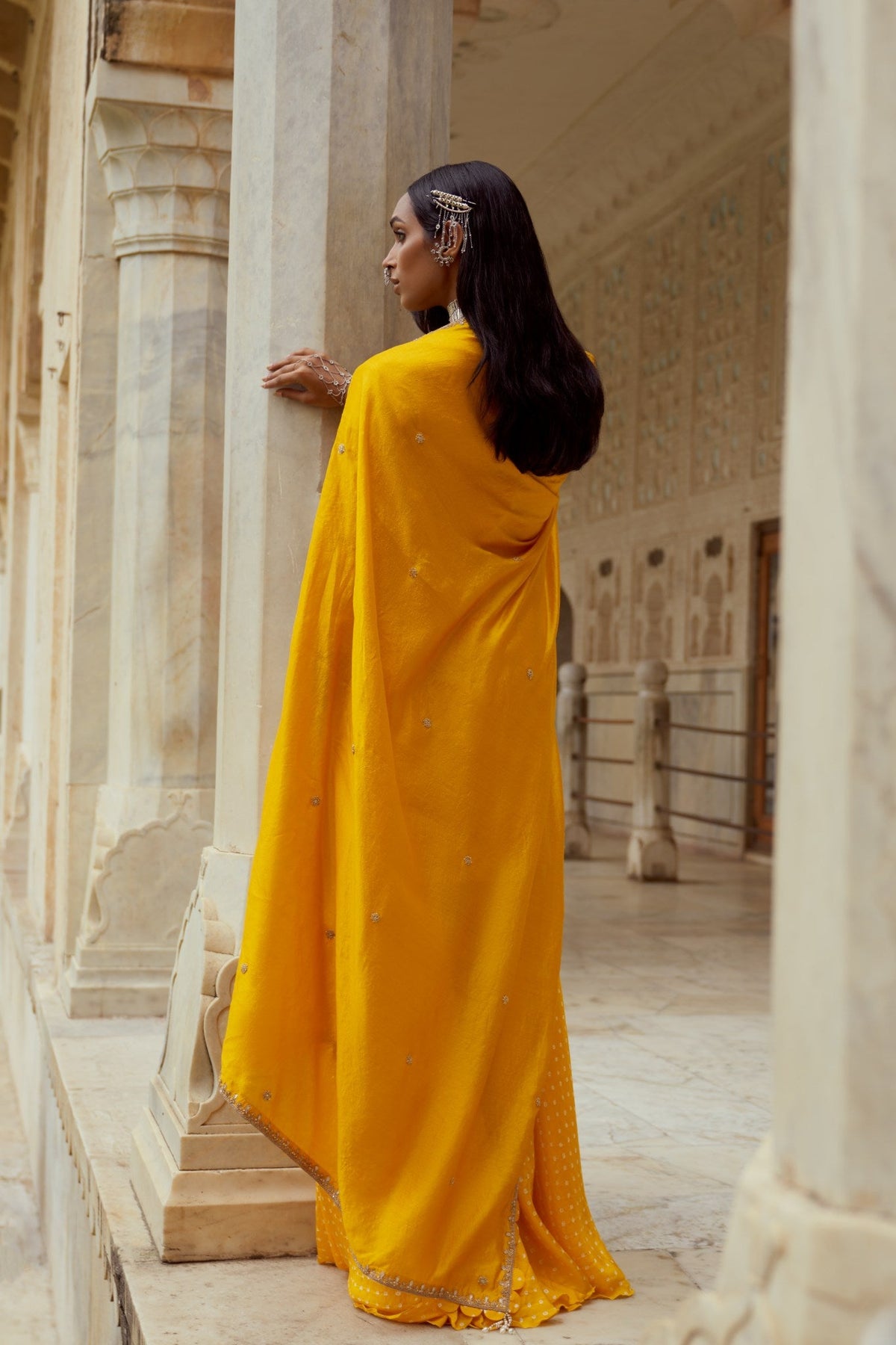 Sunflower sharara