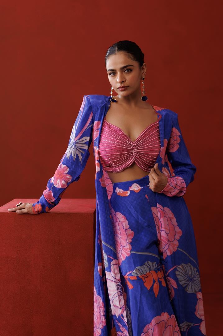 Blue bold shoulder shrug set