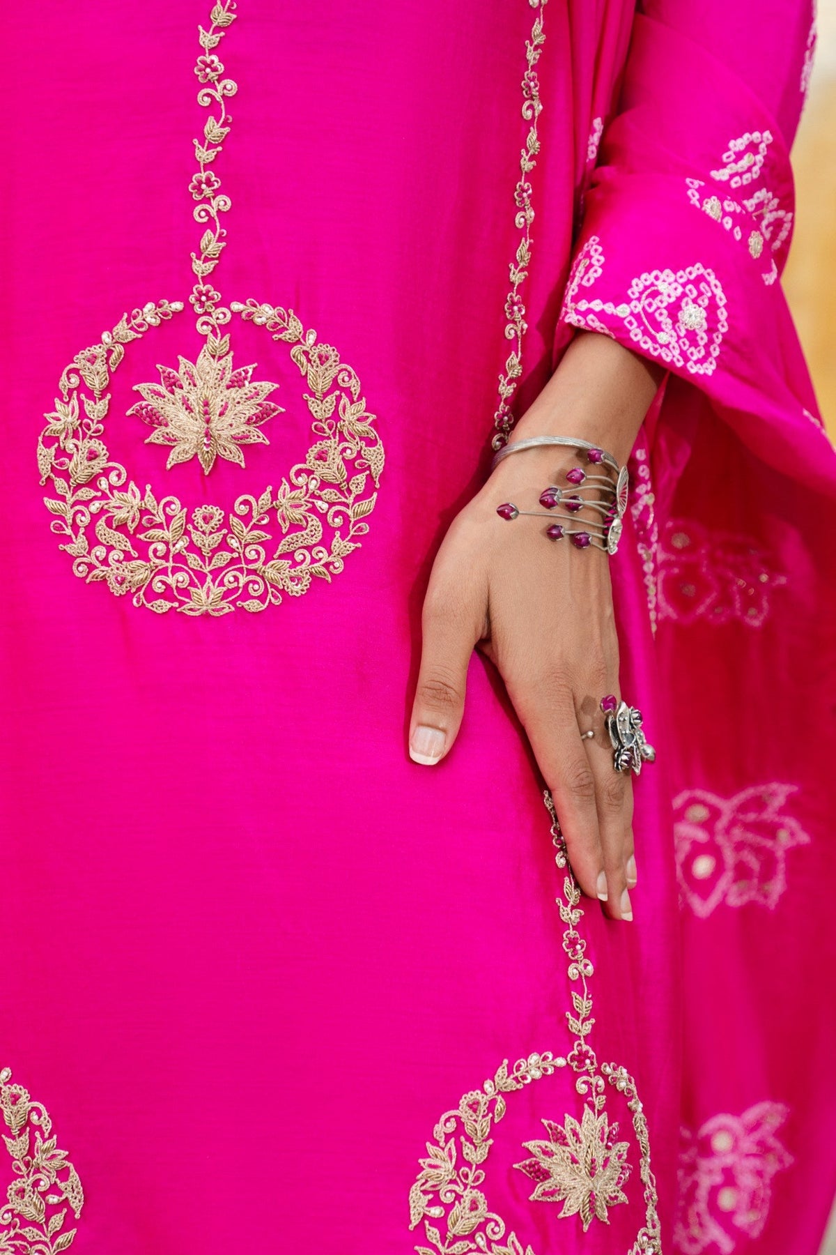 Gulaab aur kamal suit