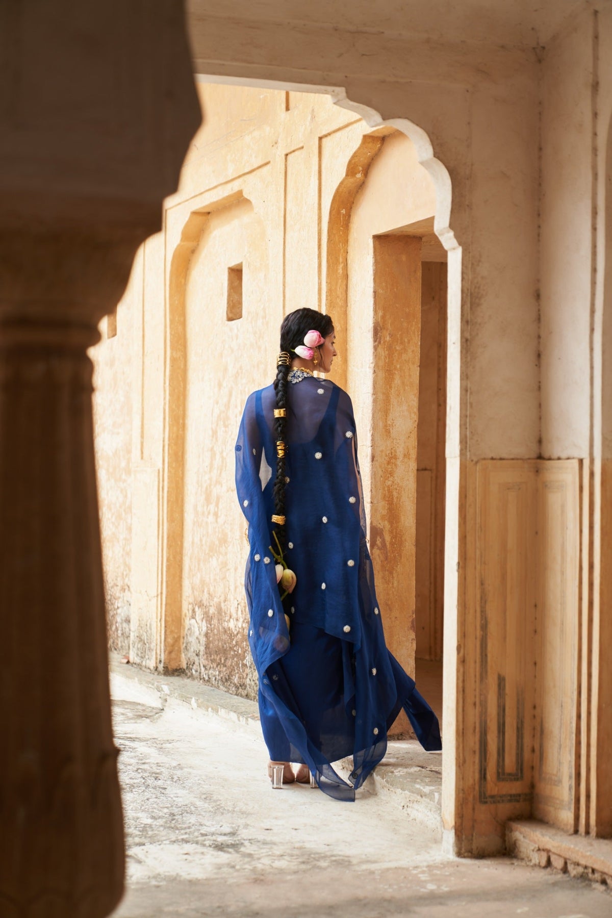 Neelkamal cape set
