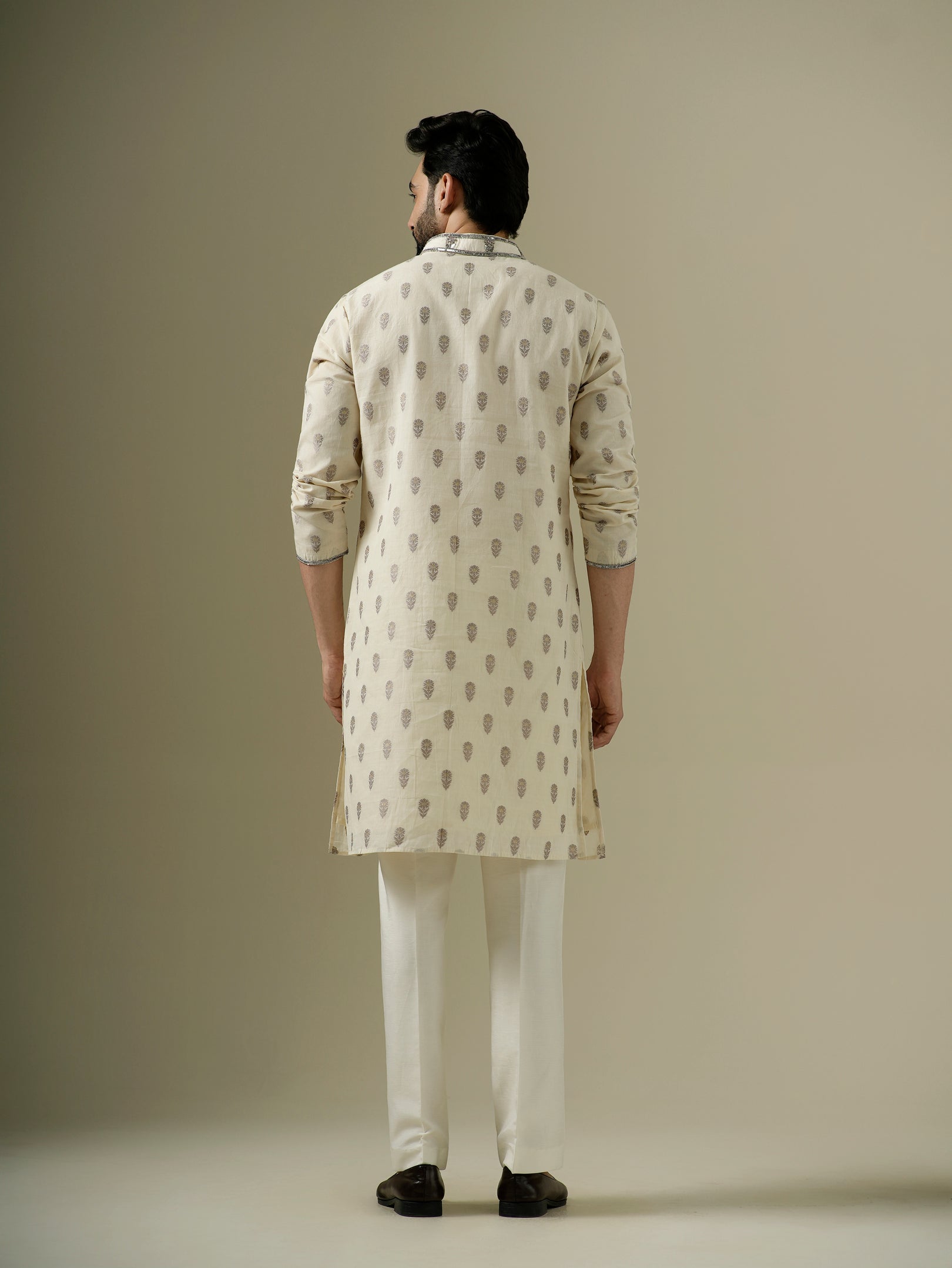 Noor Buta Kurta Set