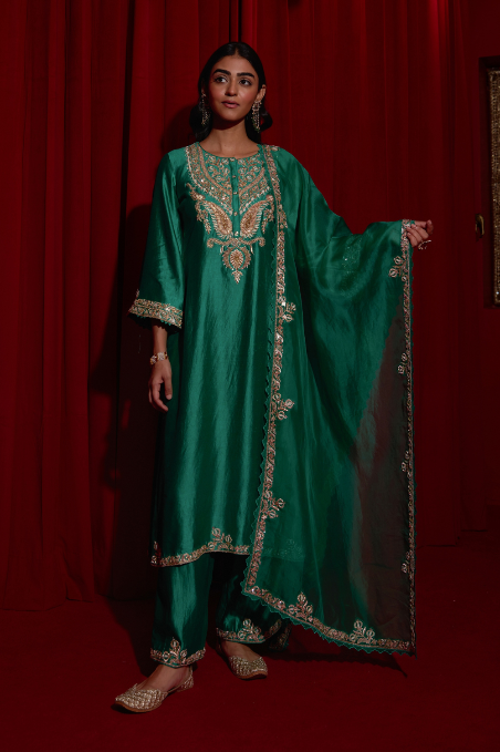 Hiral Suit Set