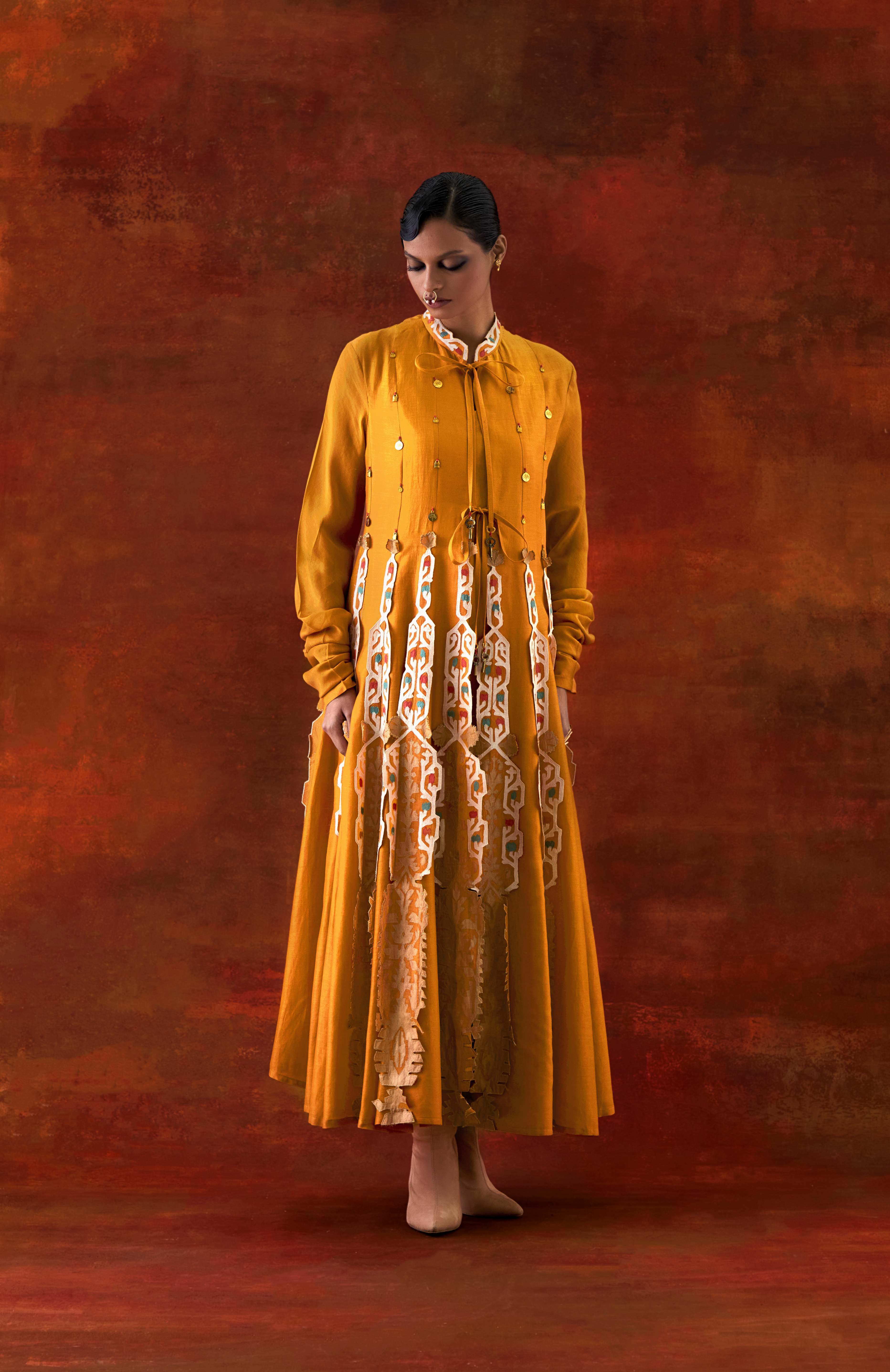 EMBROIDERED KALIDAR WITH SLEEVLESS INNER - image 3