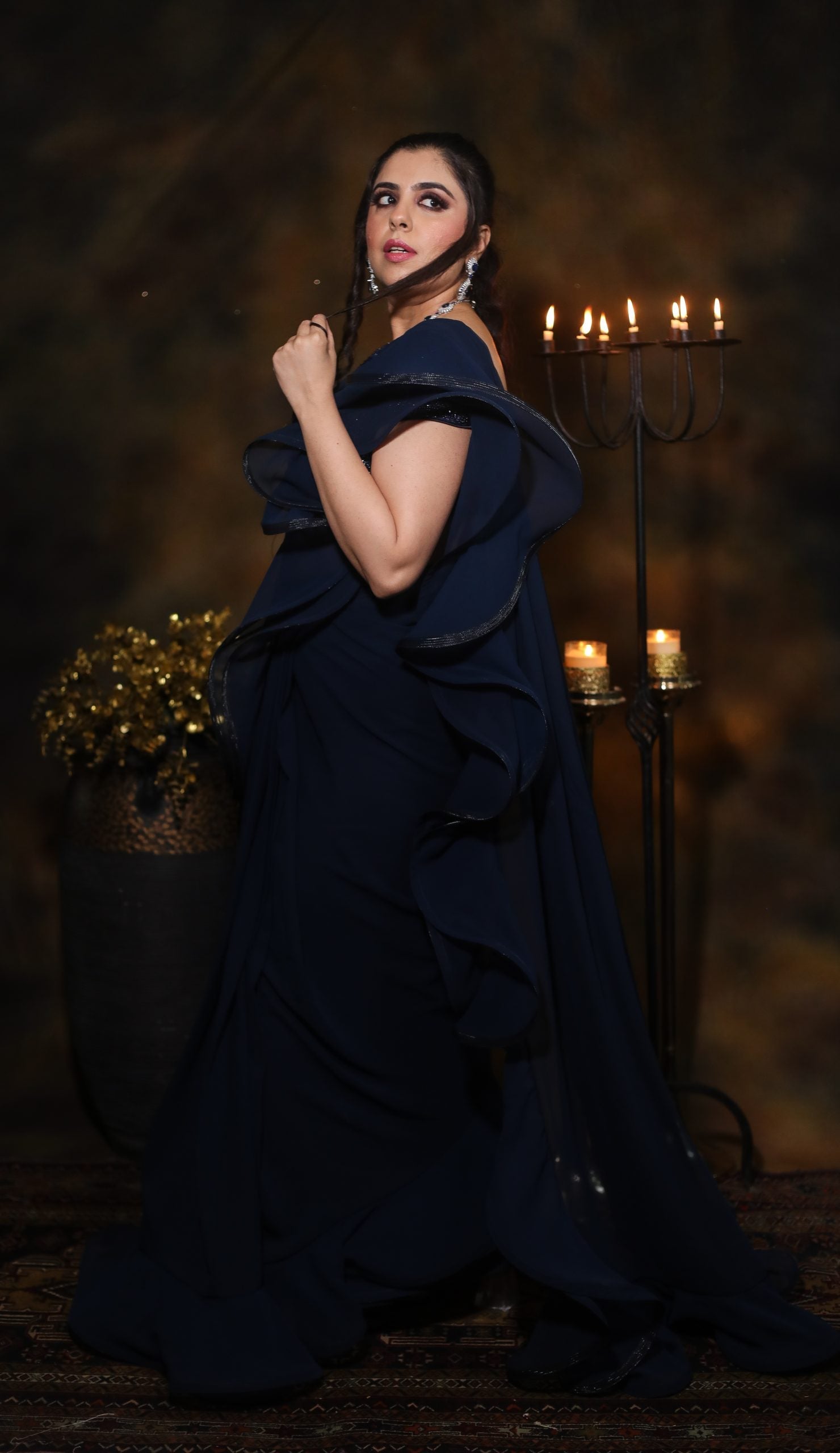 Image of JADE IN ESSENCE OF NAVY BLUE