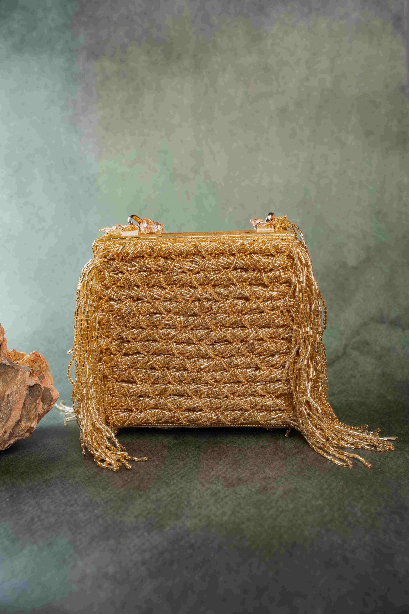 Weave Fringe Kasse Gold