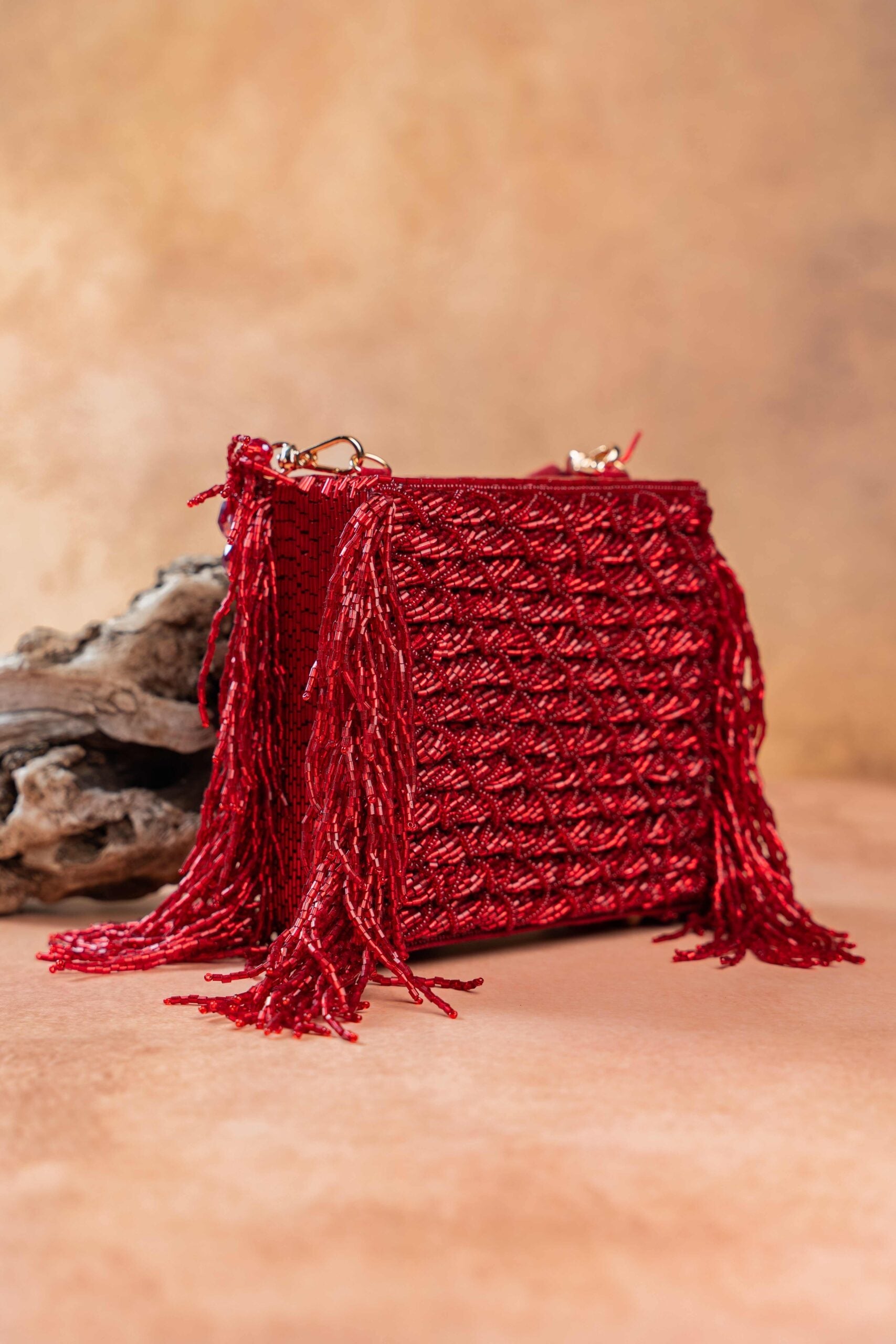Weave Fringe Kasse Maroon