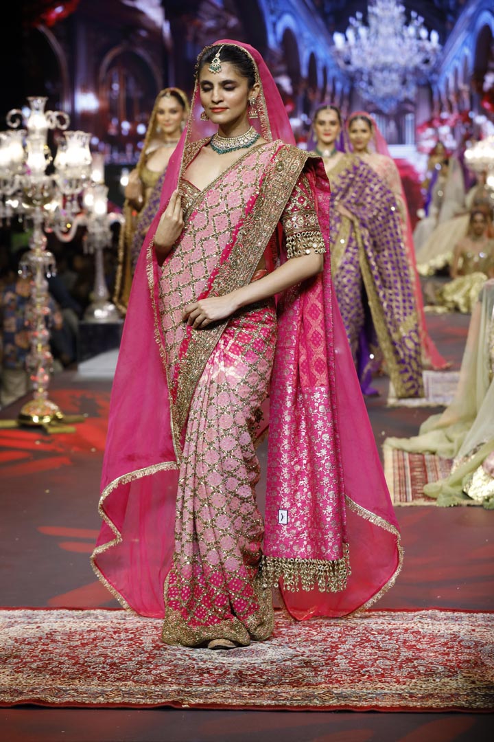 Gulrukh Ombré Saree Set