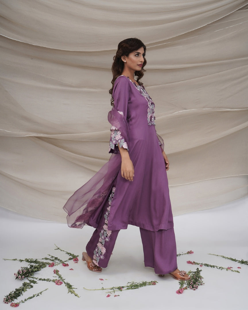 Lavender hand embroidered kurta set