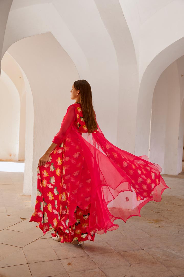 Image of Gulbahar Chilly red organza Jacket with  crop top and culottes set