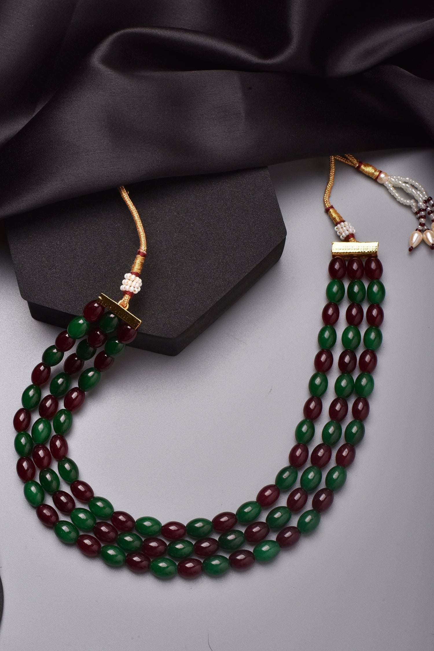 Red and Green Beaded Layered Necklace Set