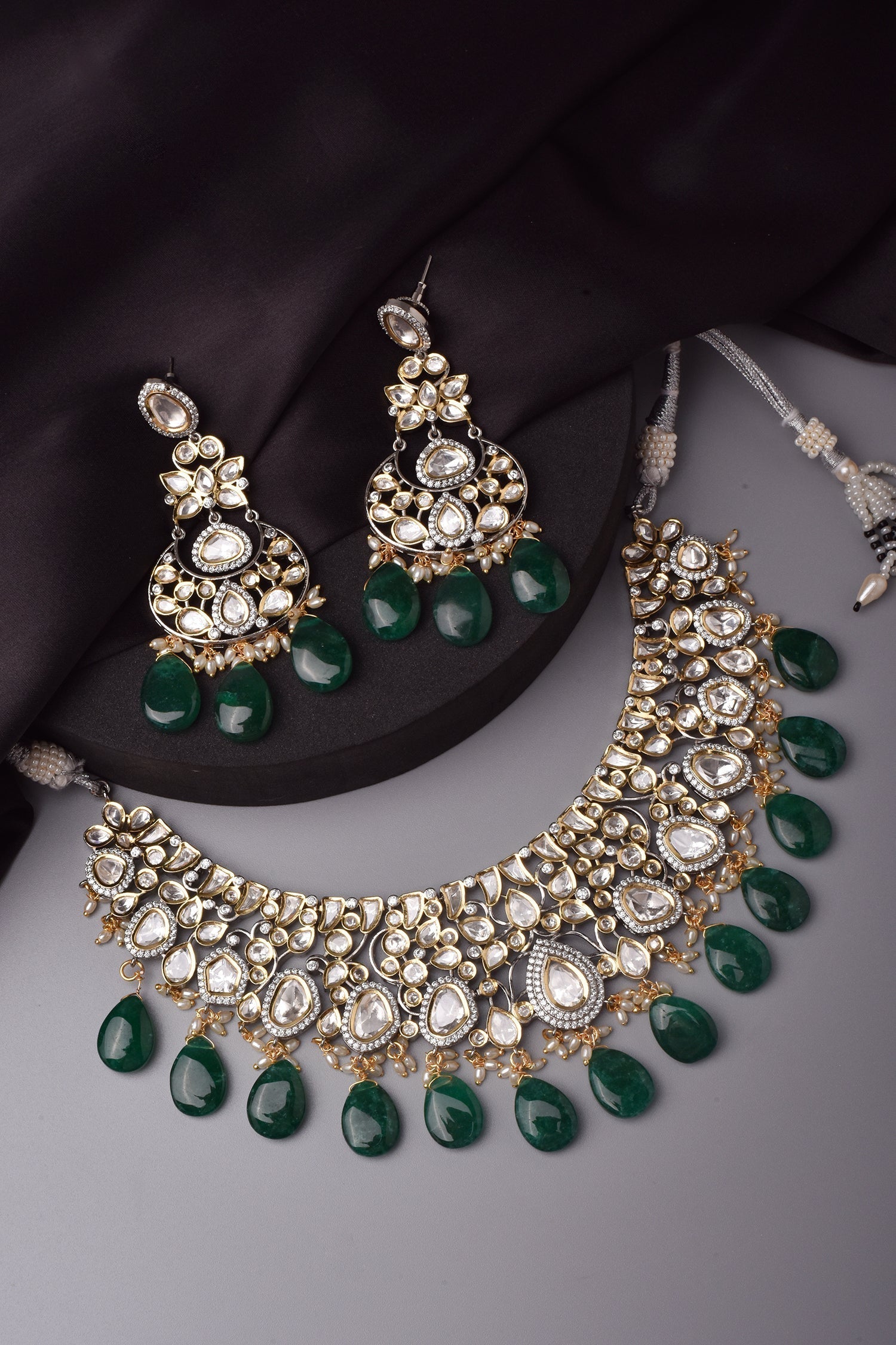 Green Silver Tone Polki Necklace Set