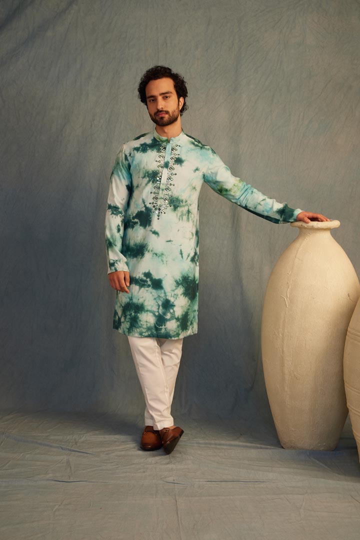 Image of Limelight dyed green Kurta Set