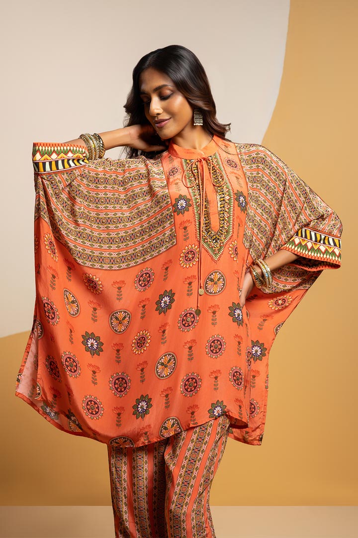 Taarani Embellished kimono kurta setSP4899