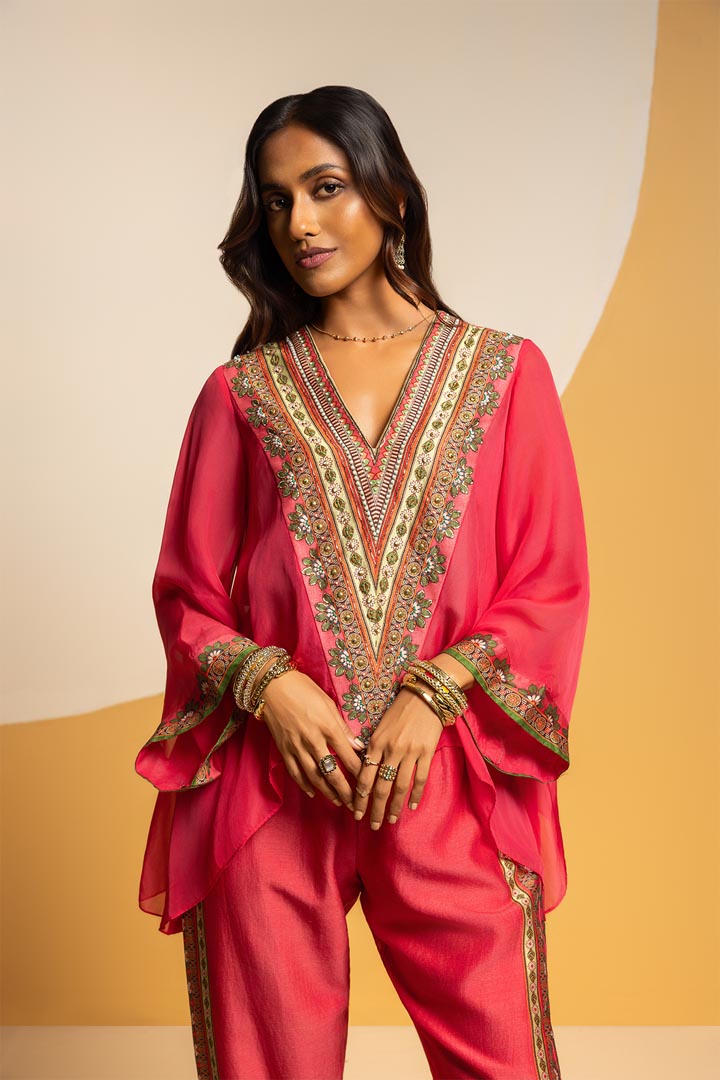Taarani embellished V-neck co-ord  setSP4844