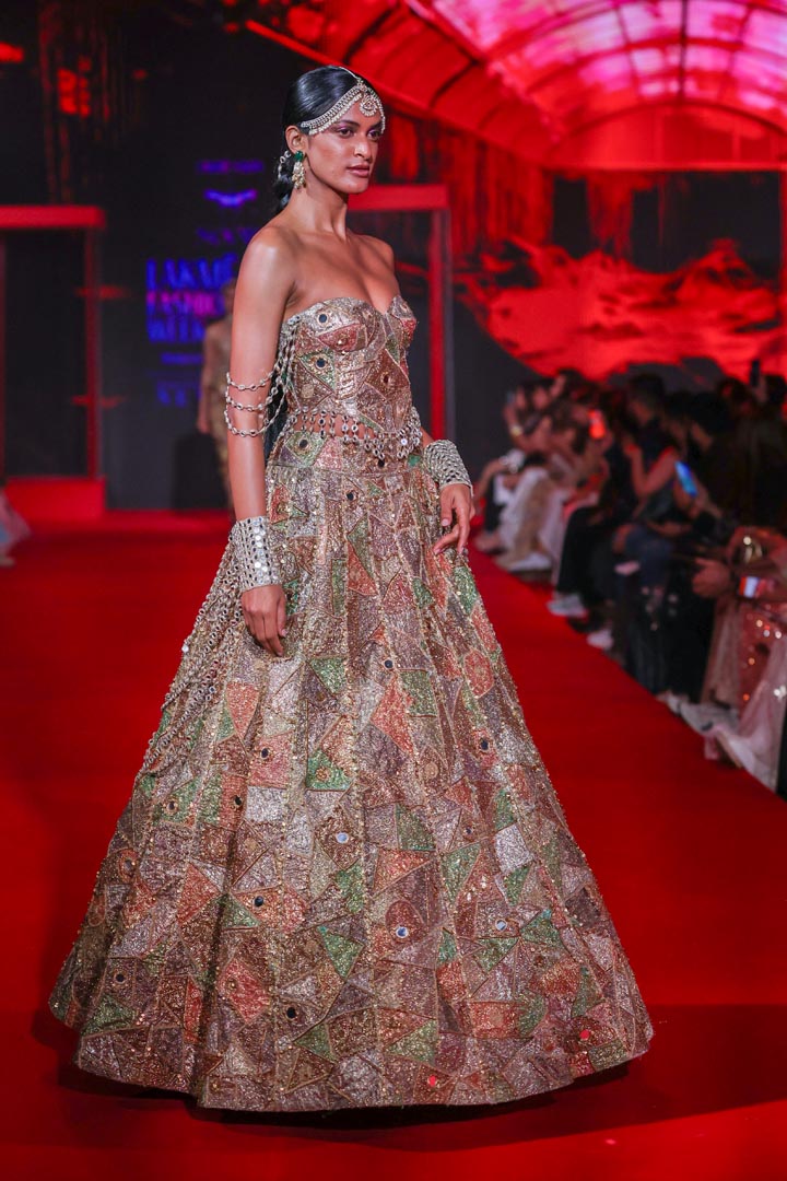 Pravanya Lehenga Set