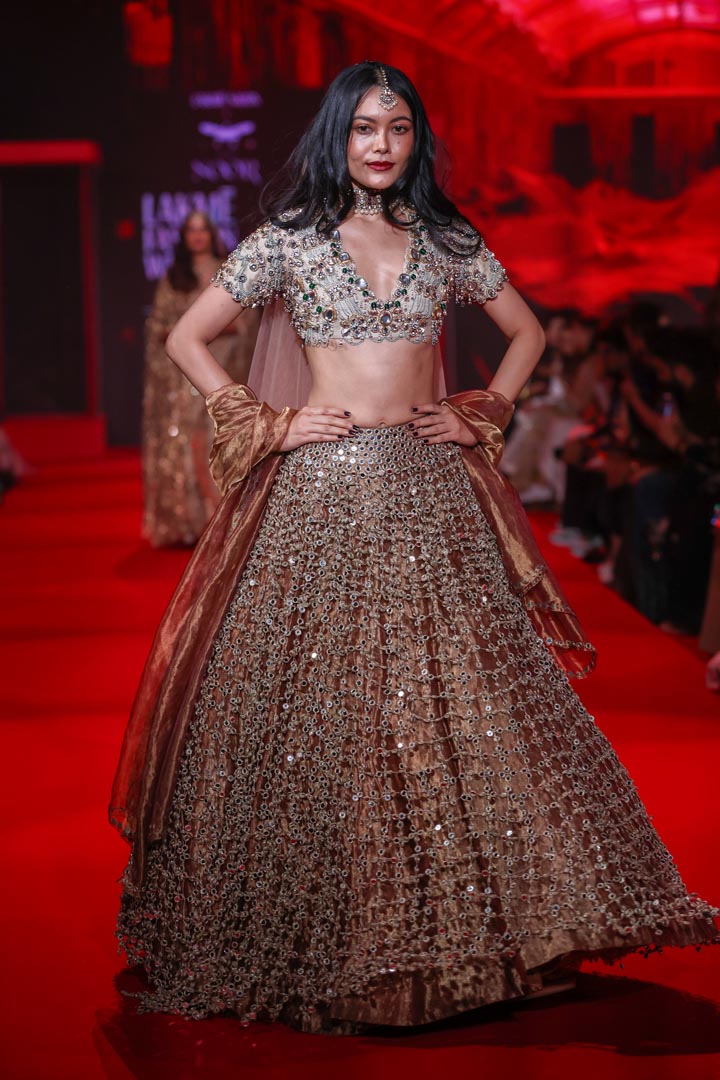 Tarakini Lehenga Set