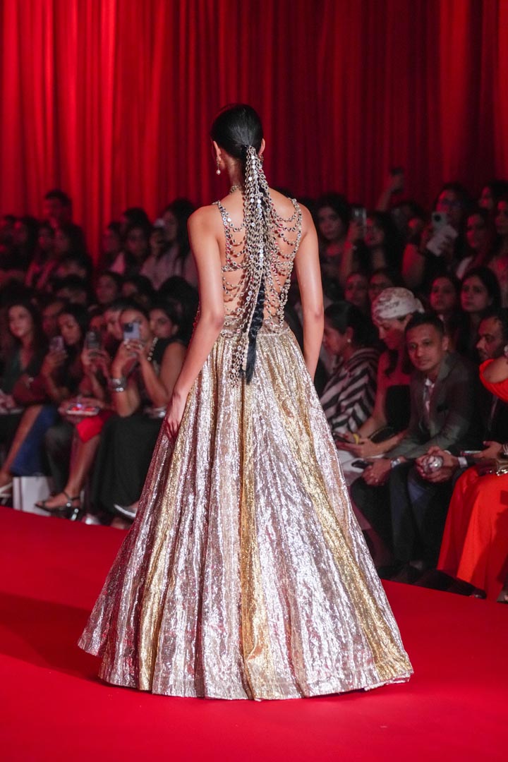 Kanaktara Lehenga Set