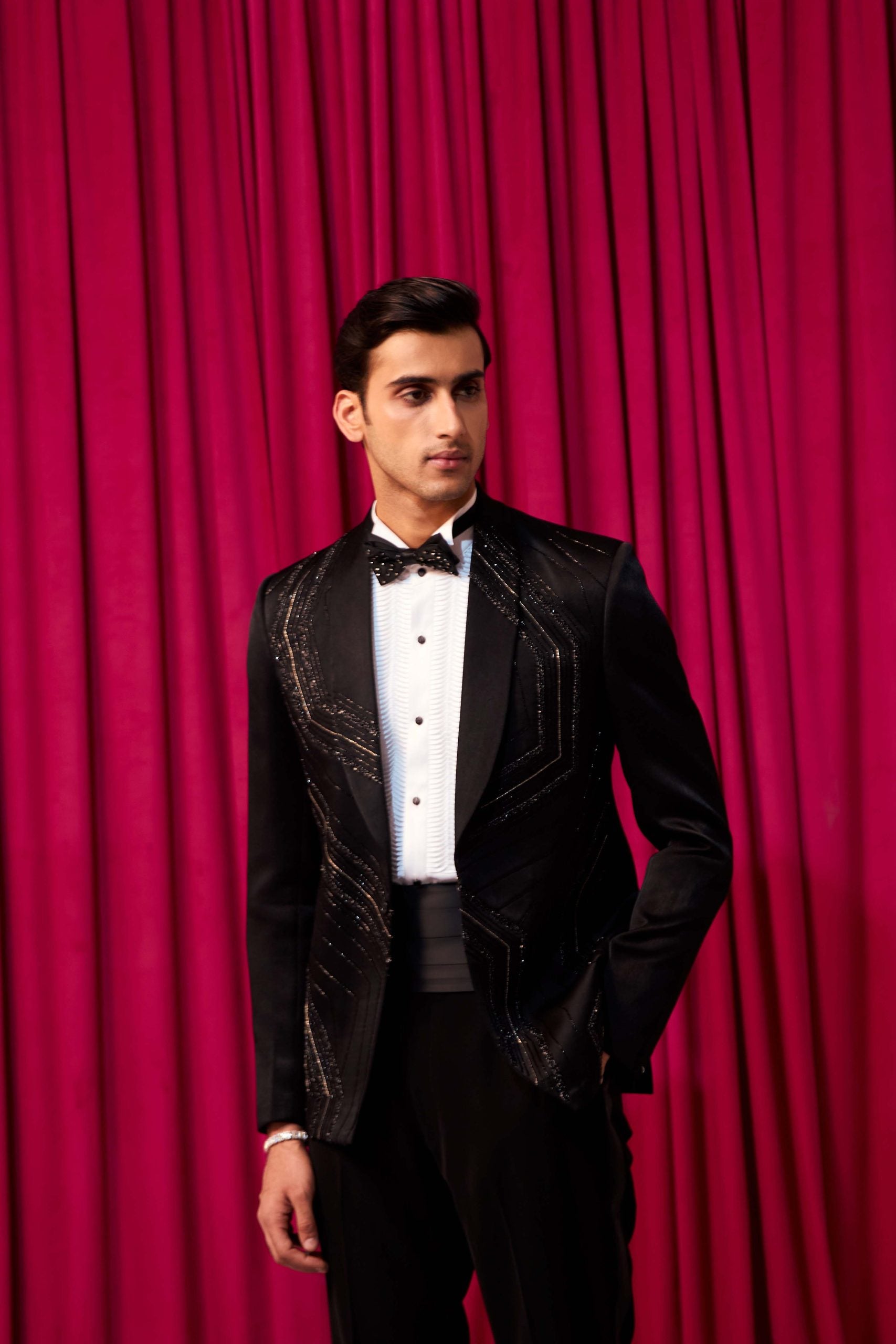 Elega tuxedo set