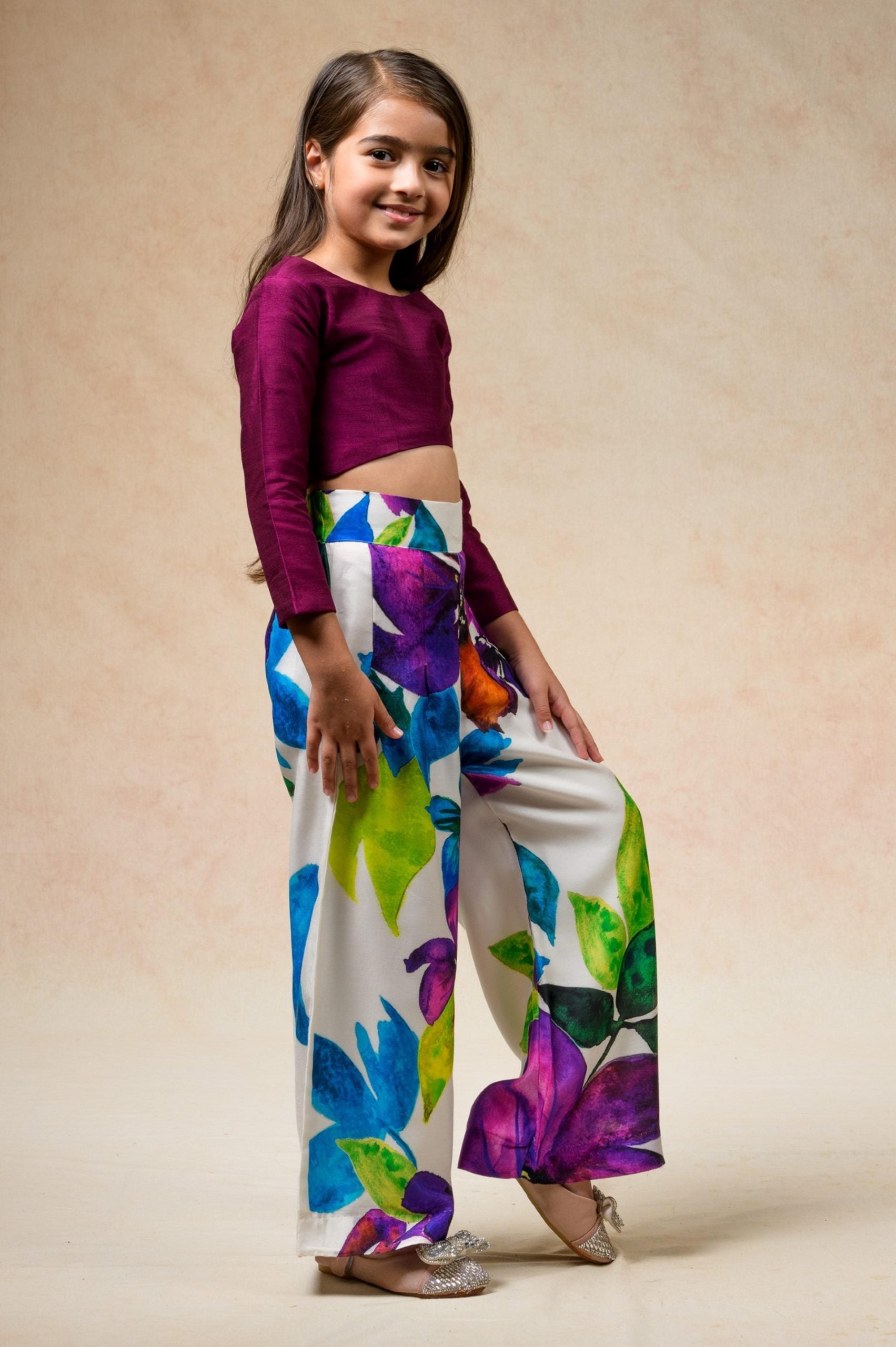 Crop top with pants