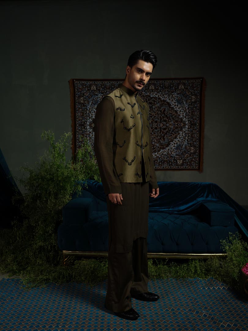 Olive Zipper Bundi only