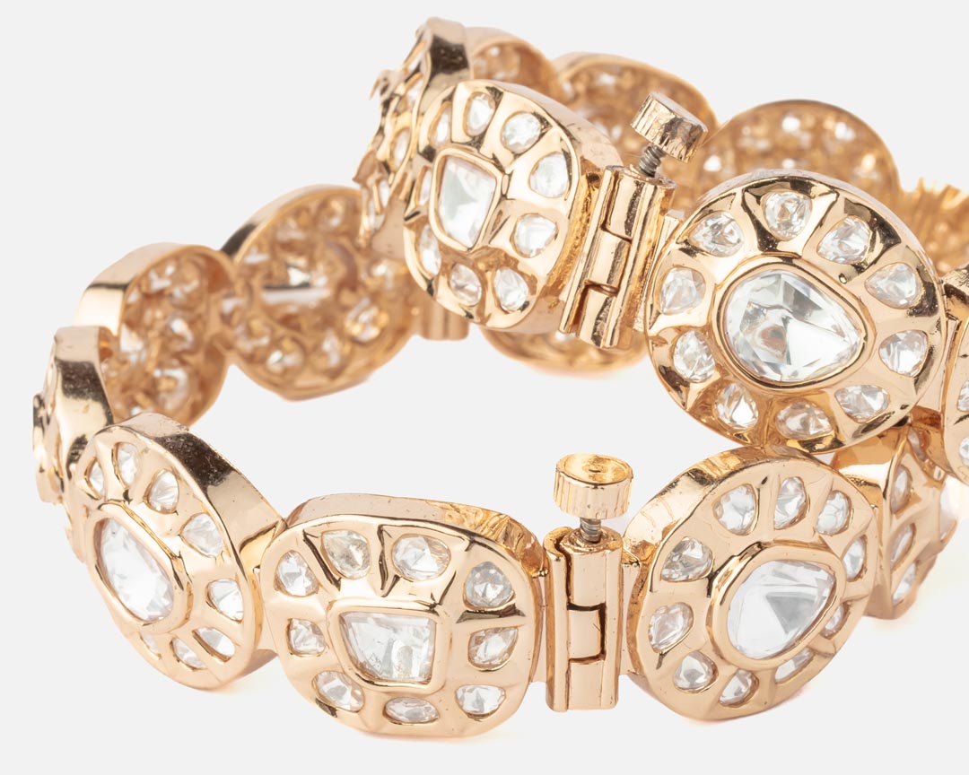 Vivinia By Vidhi Mehra Gold Plated Womens Kundan, Polki Pair of bangles VB027