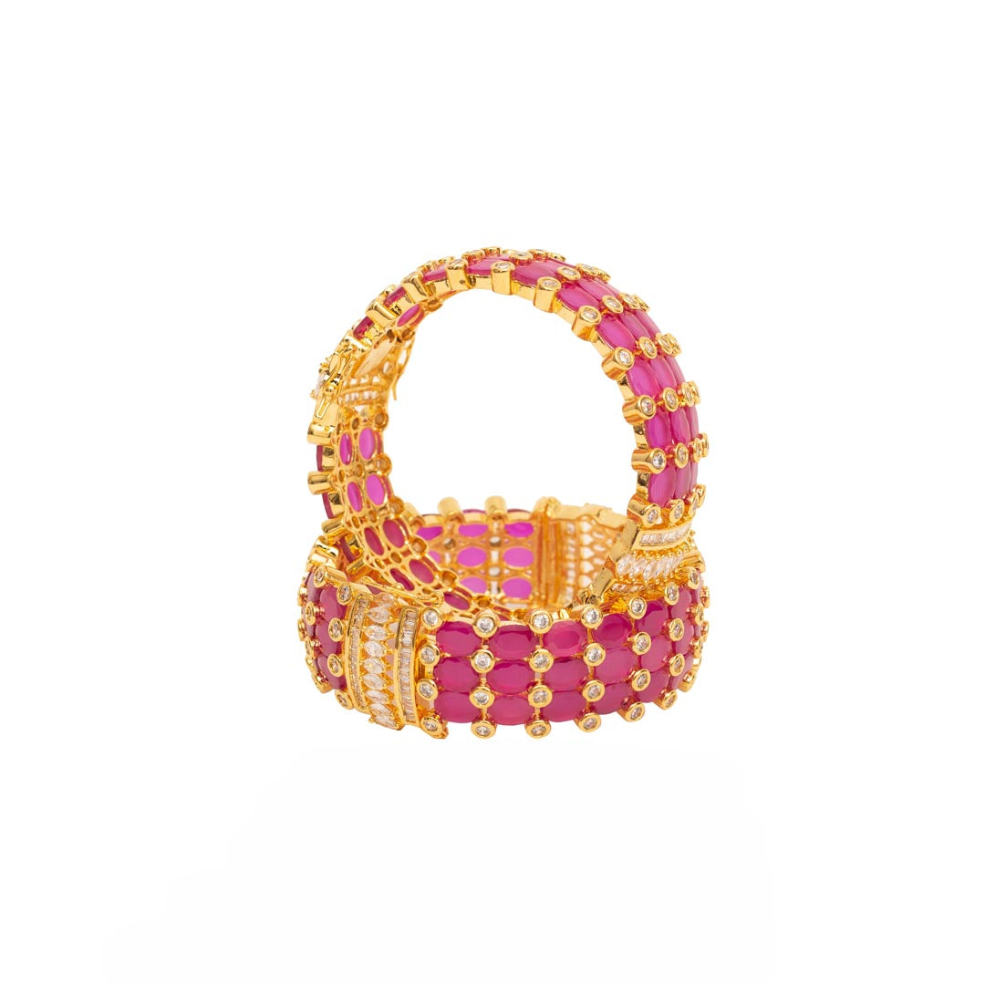Vivinia By Vidhi Mehra Isvaraah Gold Plated Pink Womens Kundan, Polki Pair of Bangles VB041