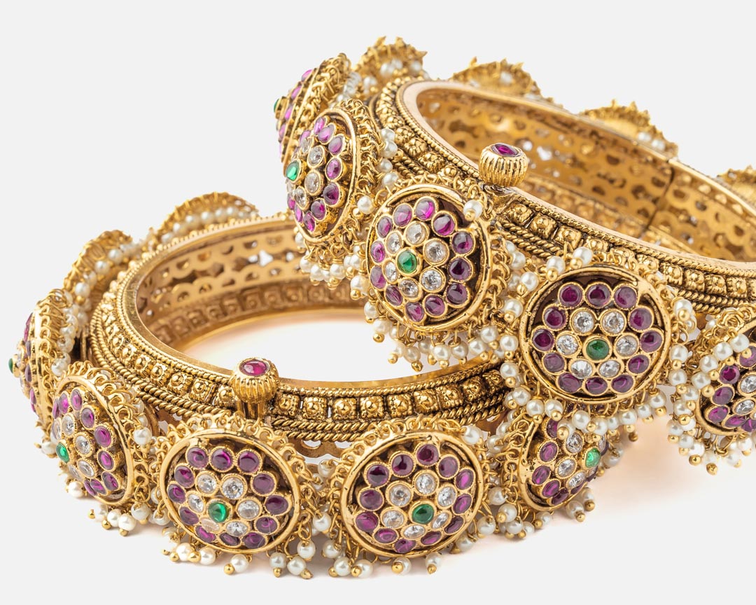 Vivinia By Vidhi Mehra Gold Plated Pink Womens Kundan, Polki Pair of bangles VB309