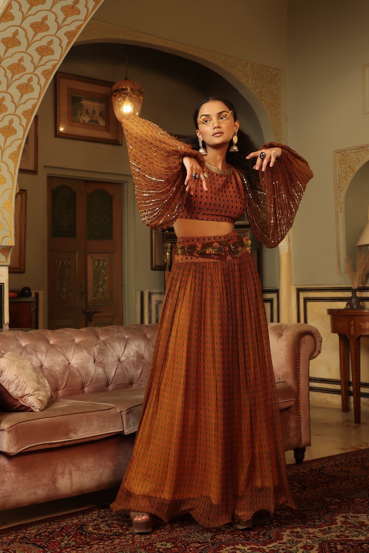 Image of Dilruba trevron dhaani  balloon sleeve crop top with broad belt skirt