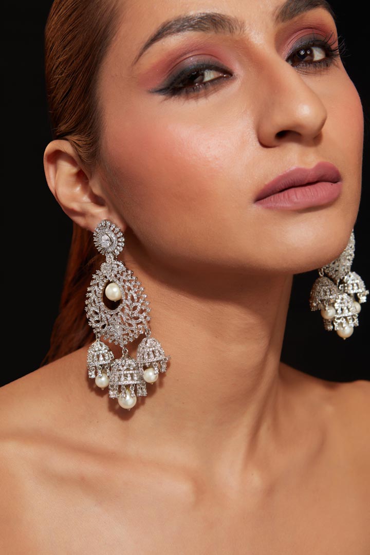 Vivinia By Vidhi Mehra Zia Silver Plated Womens Zircon Pair of Earrings VE339