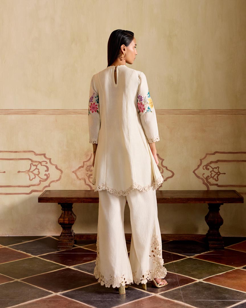 IVORY MOSAIC VINES  FLARED SHORT KURTA