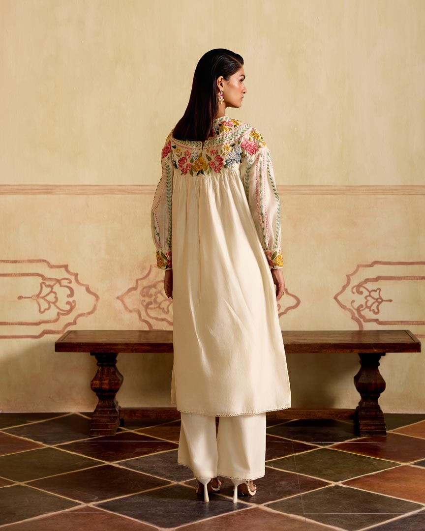 IVORY FLORALS & STRIPES YOKE DETAIL KURTA