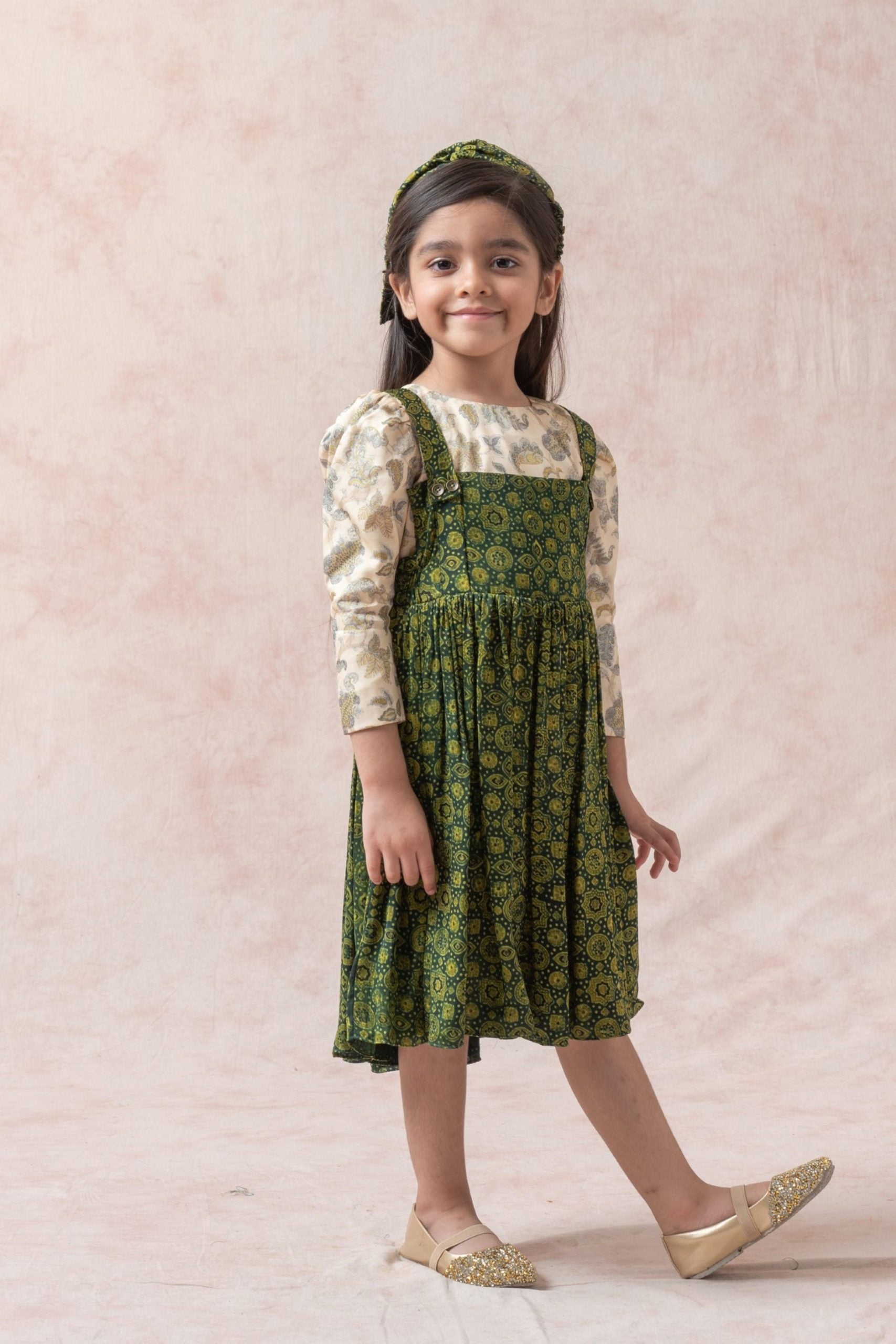 Crop top with frock