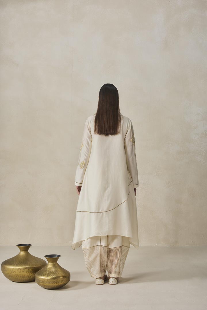 Ivory Chanderi Asymmetrical Kurta Set with Floral Applique
