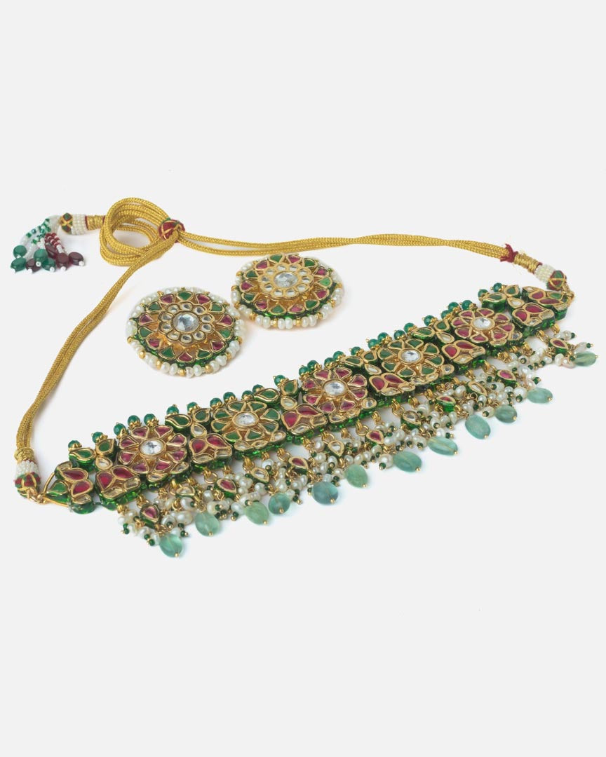 Vivinia By Vidhi Mehra Gold Plated Green Womens Kundan Choker Necklace Set with Pair of Earrings VN900