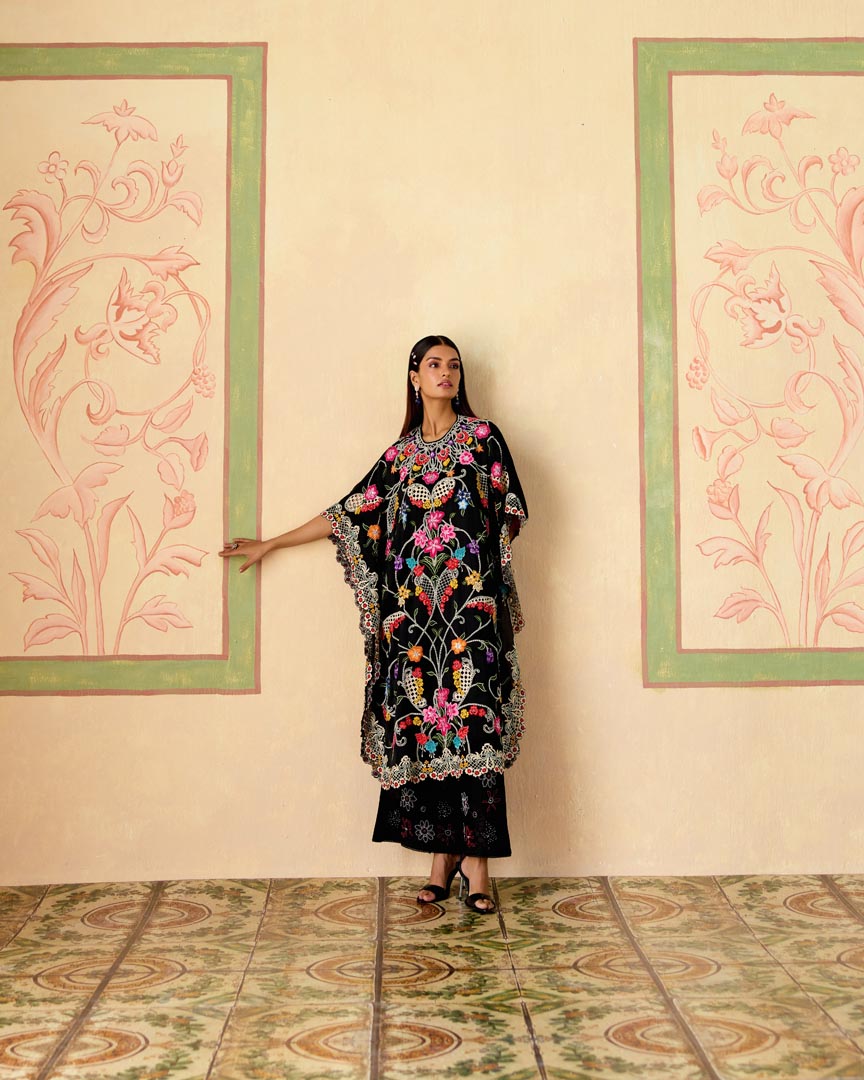 BLACK FLORAL THREADWORK AND BEADWORK KAFTAN