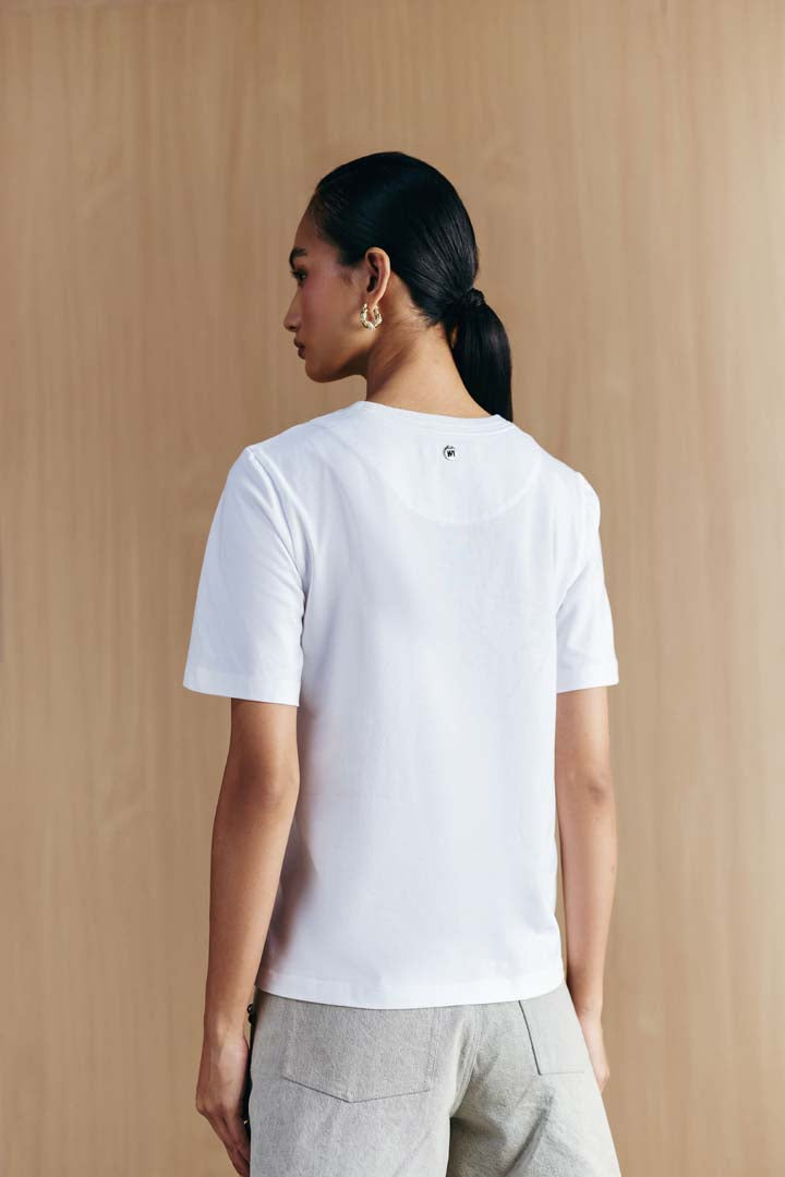 WHITE TURTLE EMBELLISHED T-SHIRT