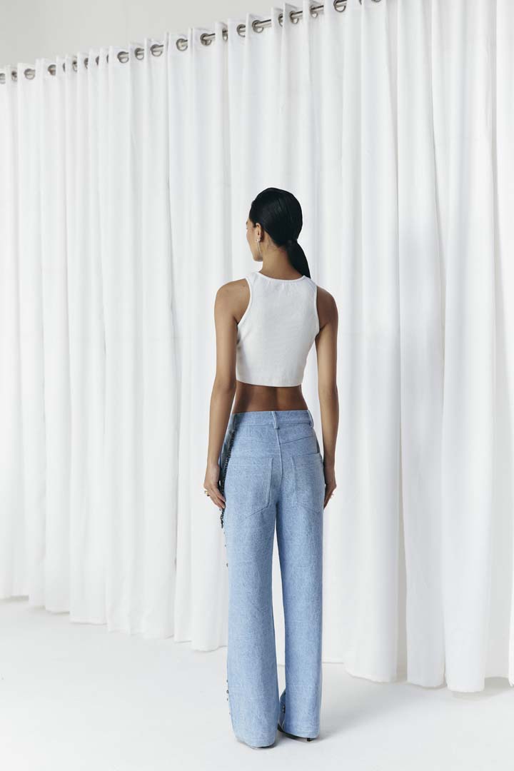 WASHED DENIM STUDDED JEANS