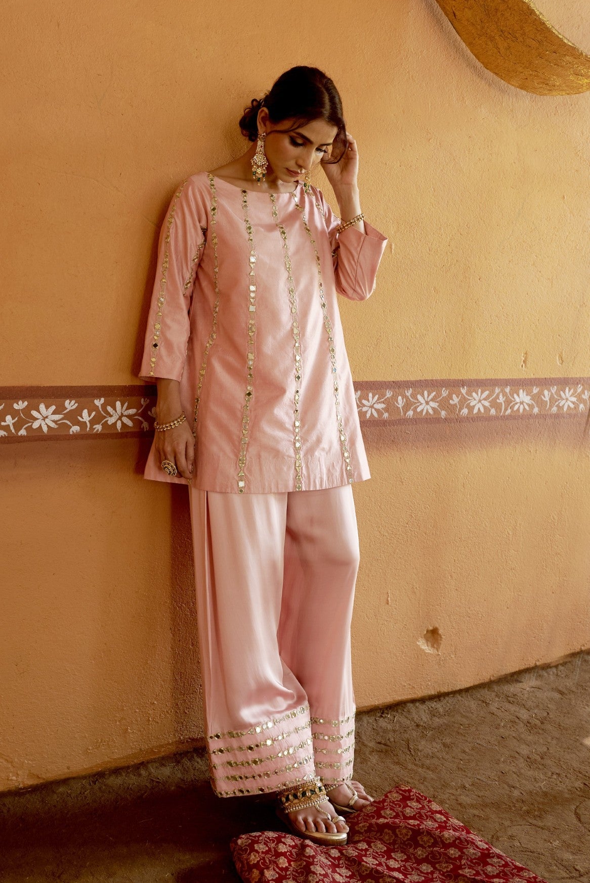 Pink short Logo kurta with broad pants