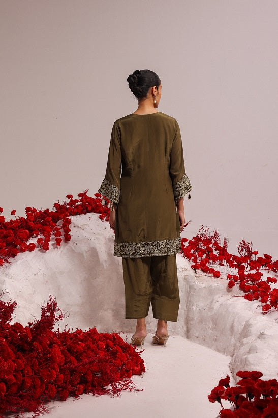 Image of Olive green aari suit