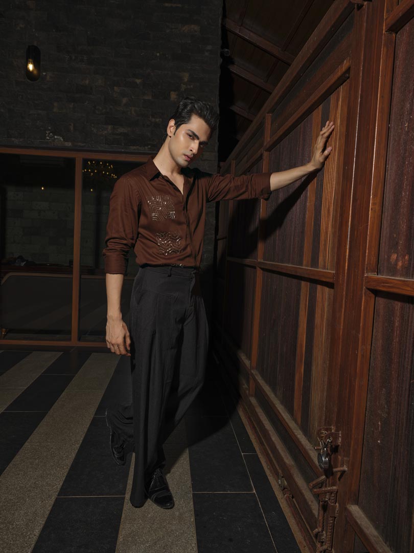 Mocha Maze Party Shirt