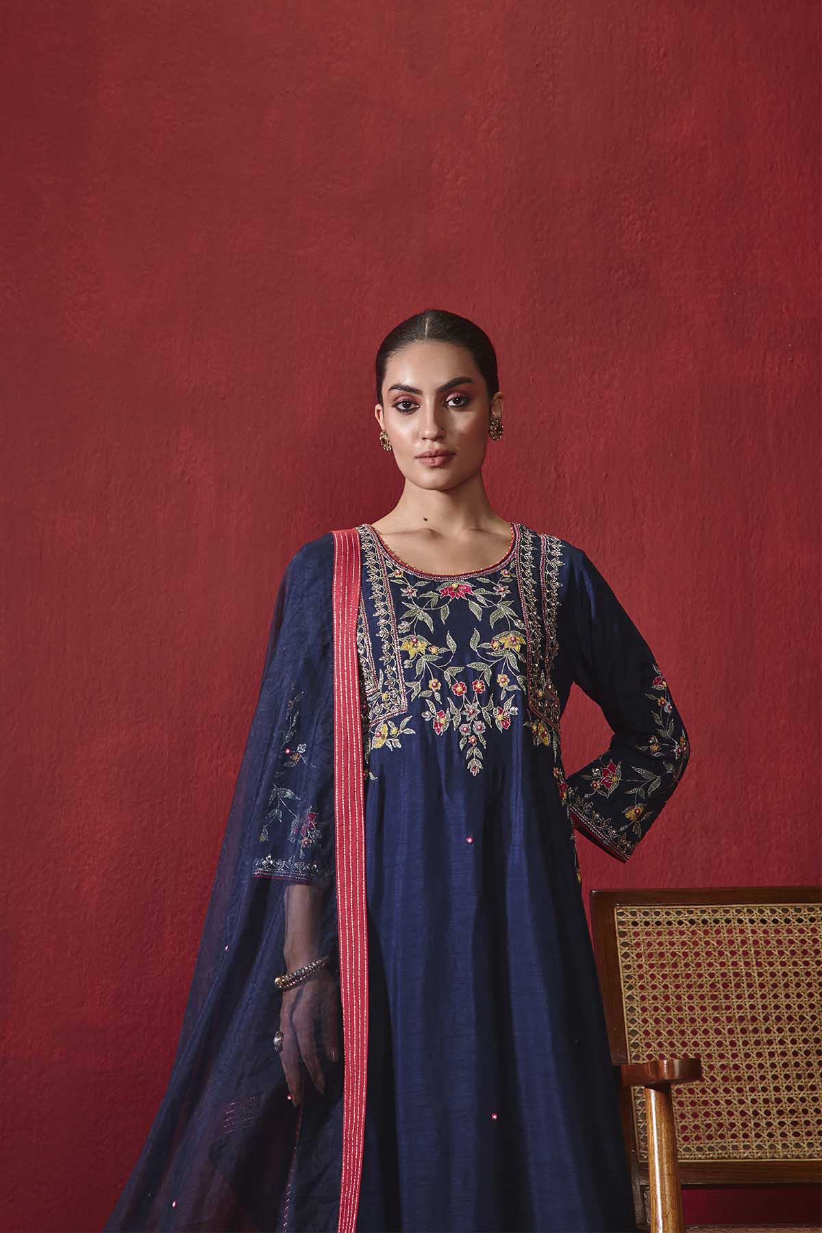 Navy Blue Dupion Silk Kurta Set with Embroidered Organza Dupatta