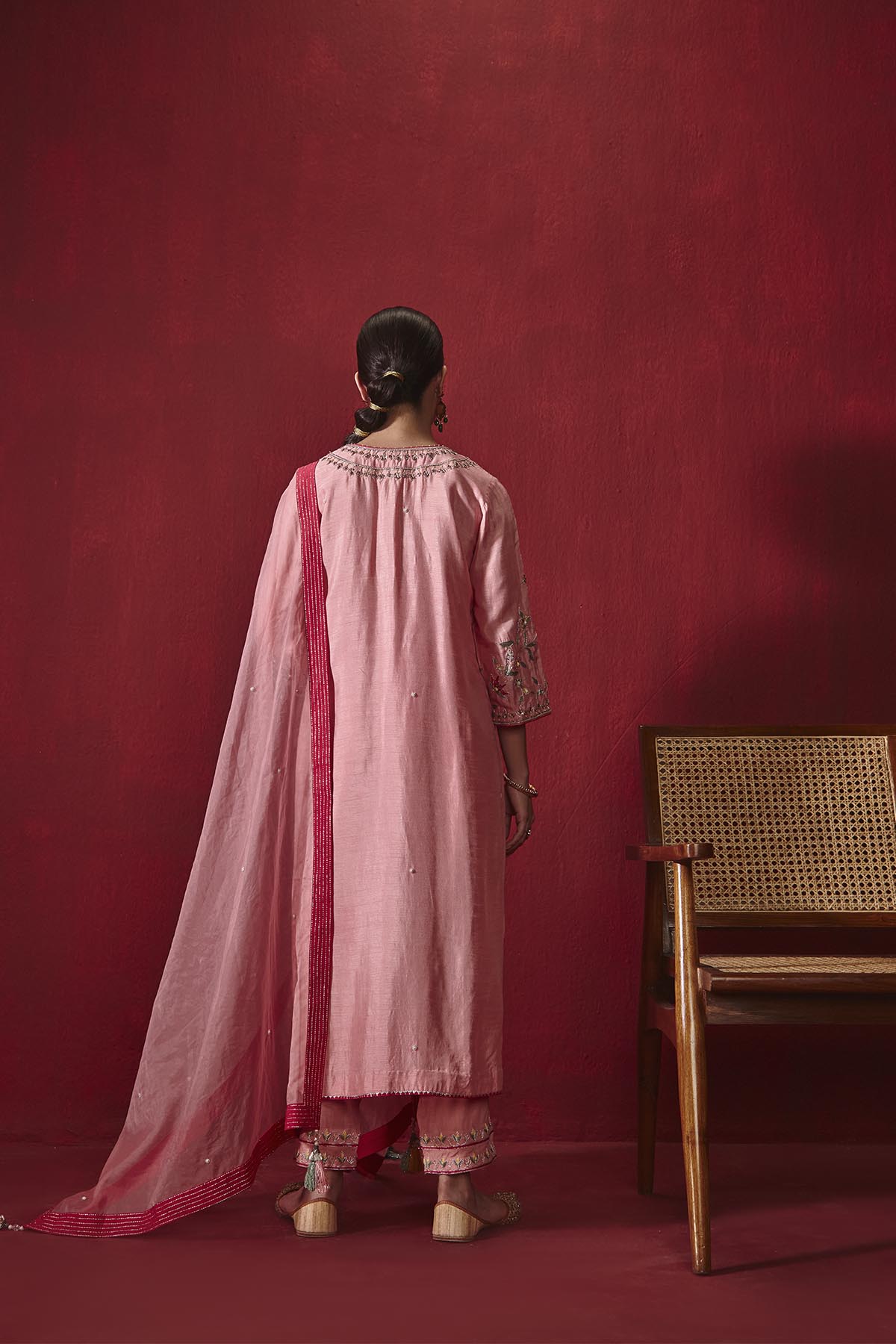 Preeti Rose Pink Dupion Silk Kurta Set with Embroidered Organza Dupatta