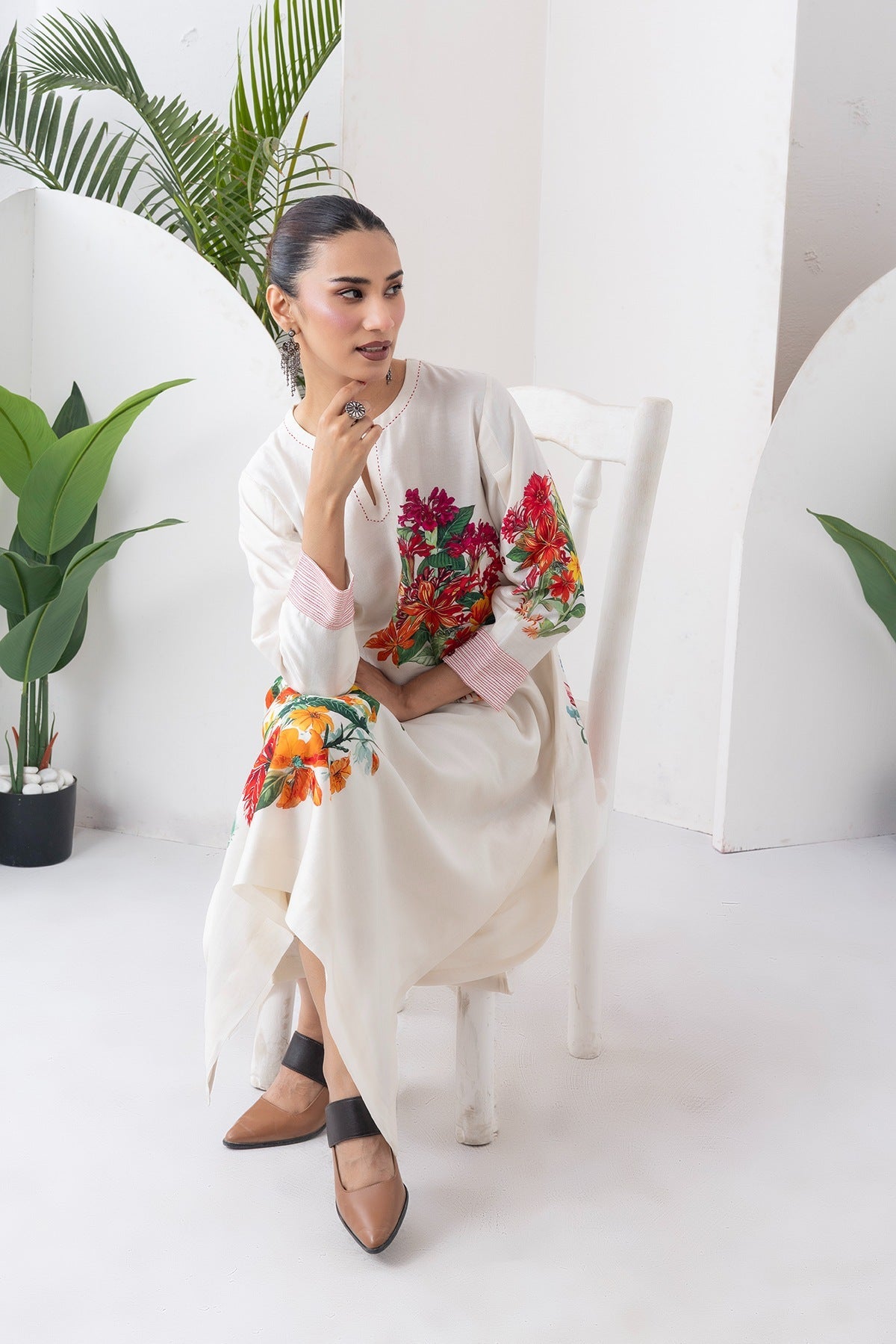 Ivory Silk Chanderi Tunic With Artistic Floral Placement Prints Set (2 PCS)