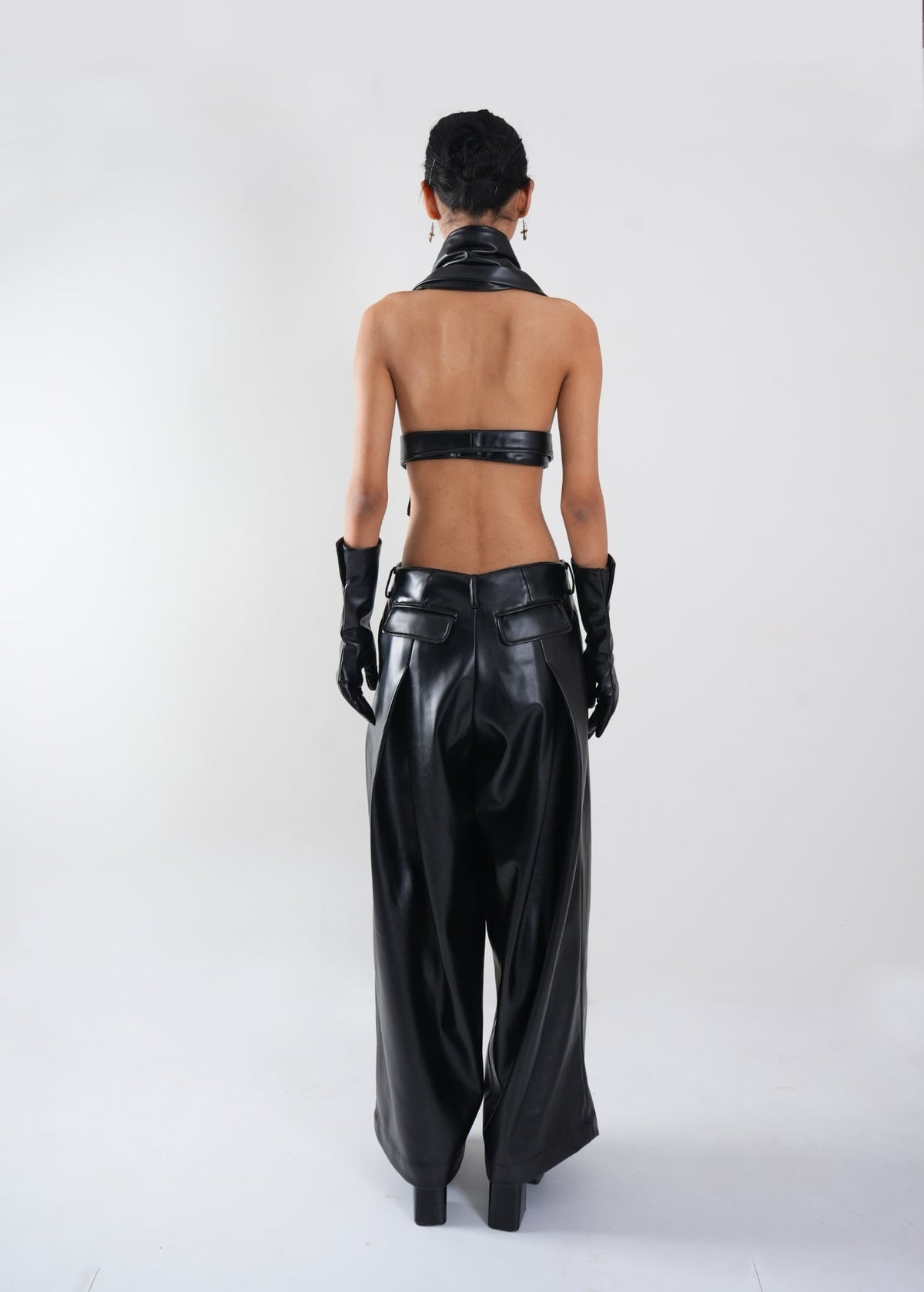 Glitch Leather gloves