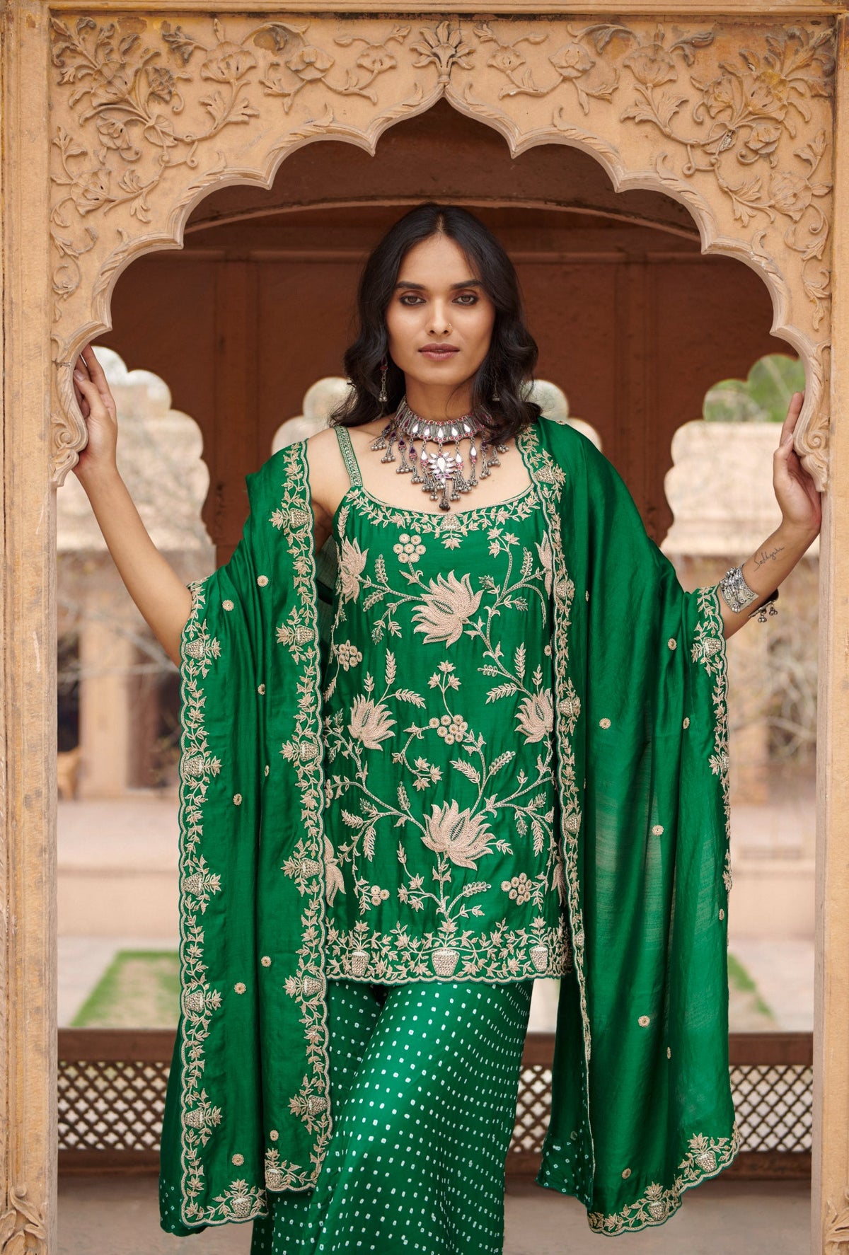 sleeveless lotus sharara