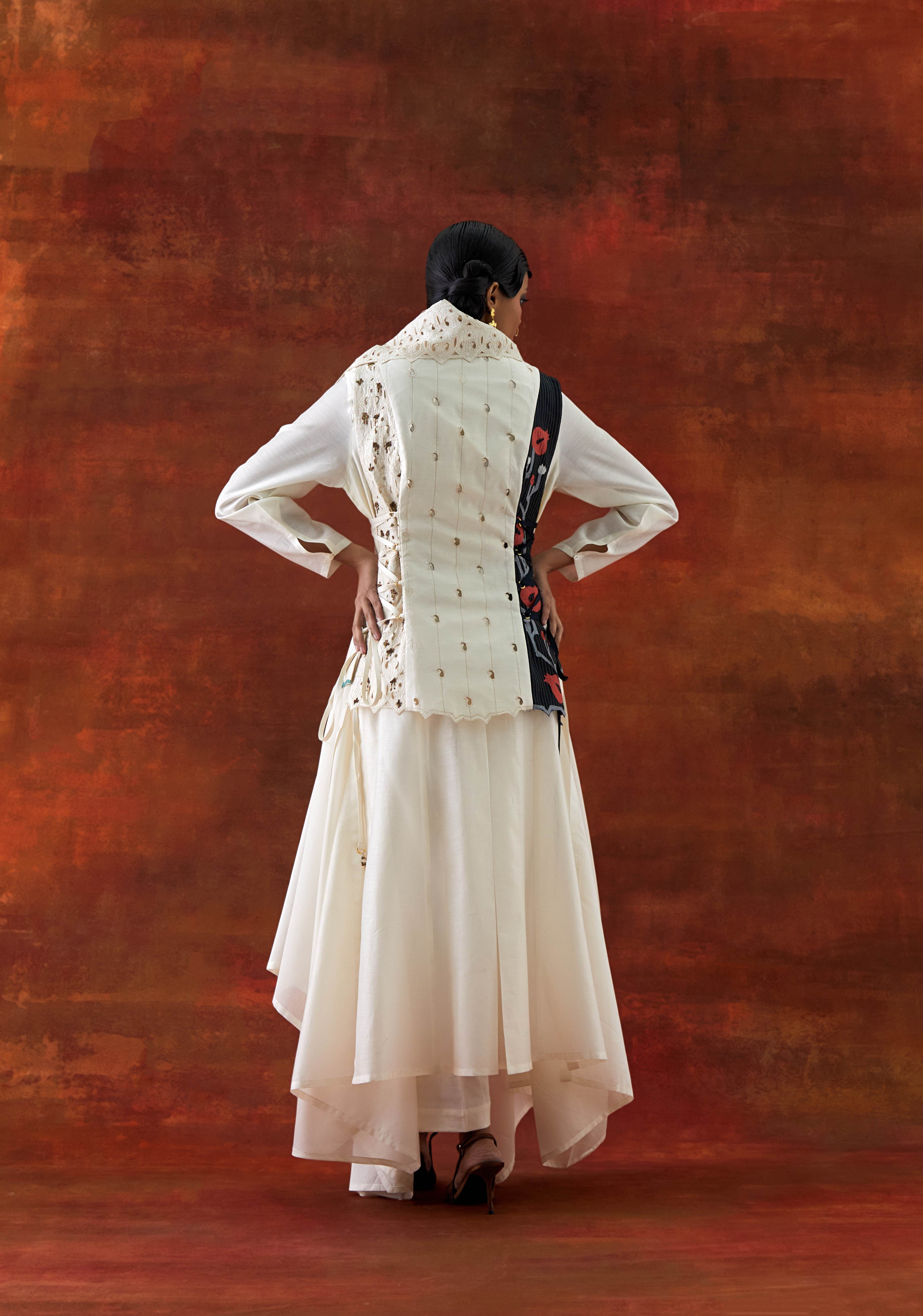 DRAPED COLLAR SIDE TIE UP JACKET WITH V NECK DRAPED KURTA AND PANTS - image 4