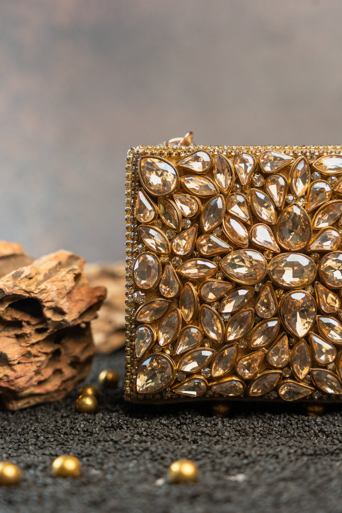 Diamond Casket Gold Mini