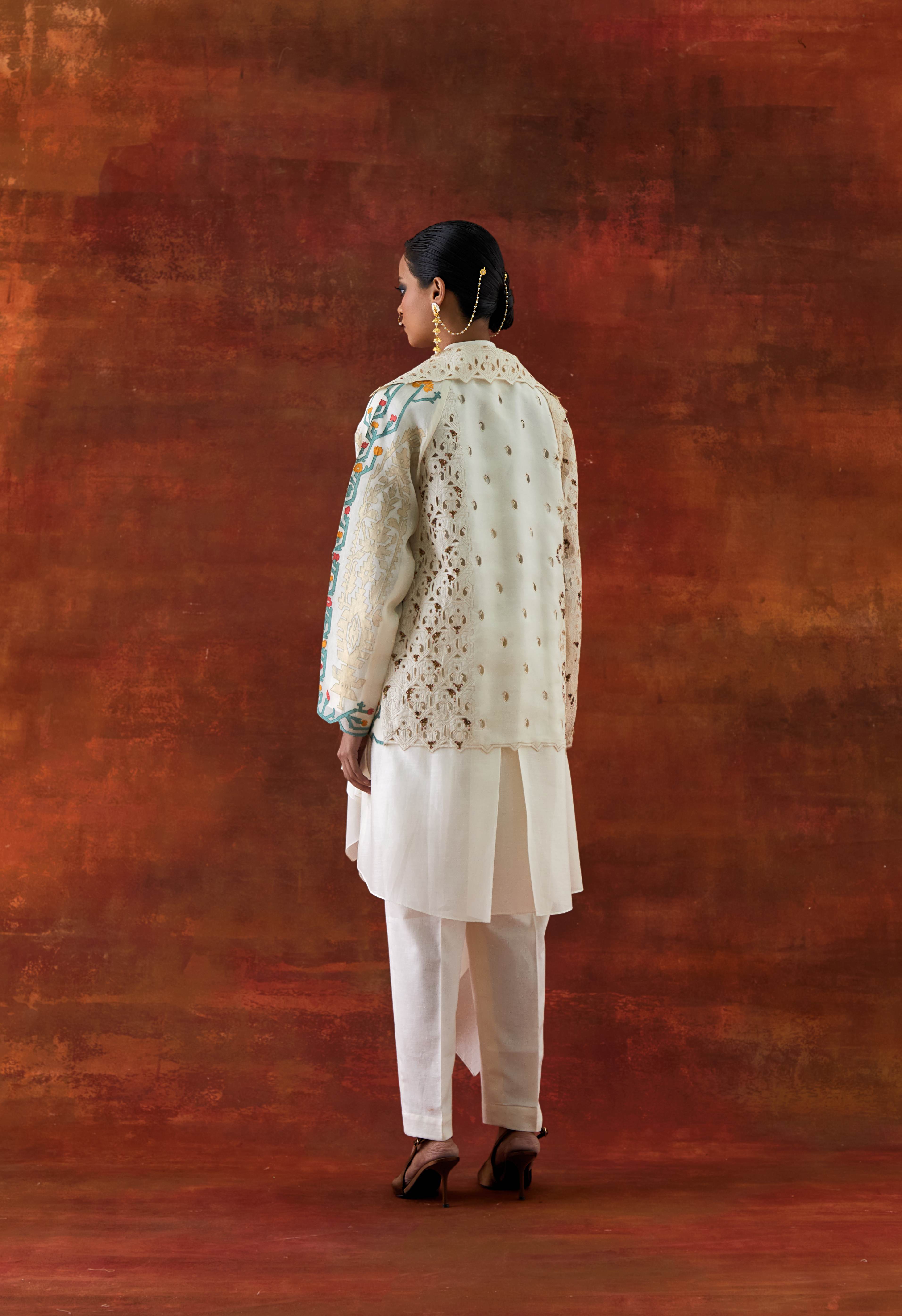 EMB ORGANZA SHORT TRENCH WITH DRAPED SHIRT AND PANTS - image 4